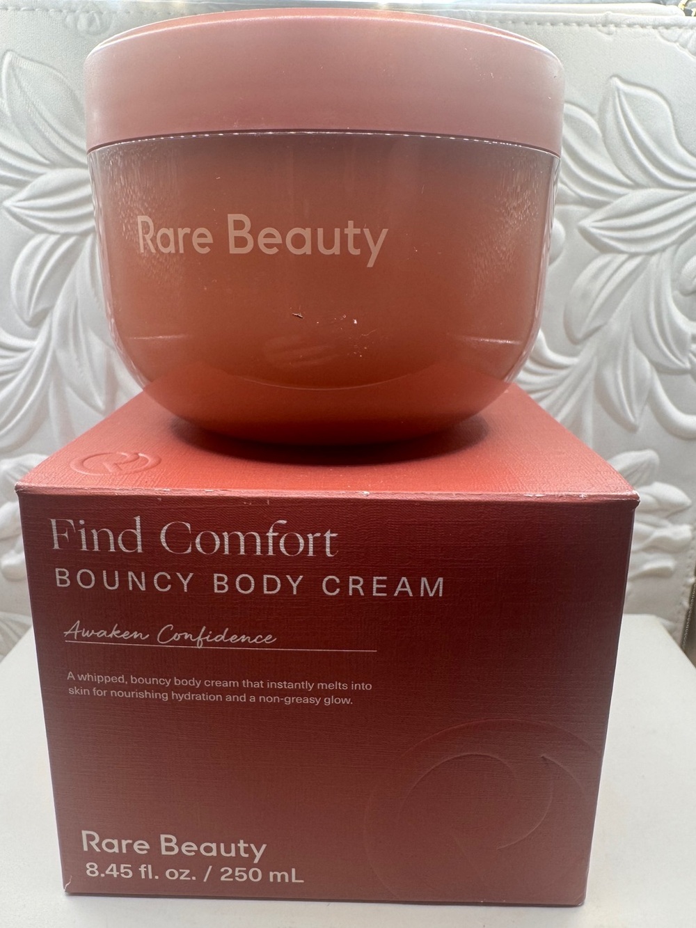Rare beauty - find comfort ‘bouncy body cream’ - awaken confidence